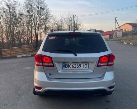 Сірий Додж Джорні, об'ємом двигуна 2.36 л та пробігом 280 тис. км за 9000 $, фото 3 на Automoto.ua