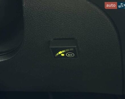 Серый Додж Джорни, объемом двигателя 2.36 л и пробегом 215 тыс. км за 8900 $, фото 21 на Automoto.ua