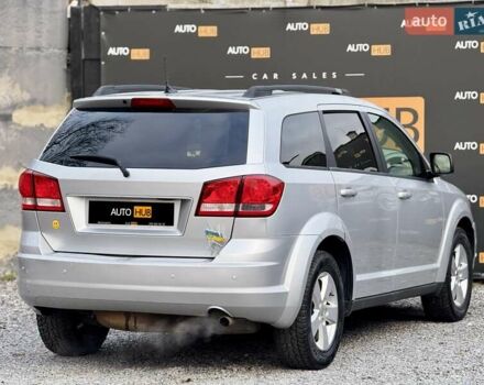 Серый Додж Джорни, объемом двигателя 2.36 л и пробегом 215 тыс. км за 8900 $, фото 7 на Automoto.ua