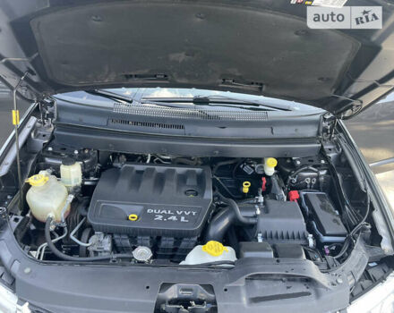 Серый Додж Джорни, объемом двигателя 2.36 л и пробегом 145 тыс. км за 10400 $, фото 15 на Automoto.ua