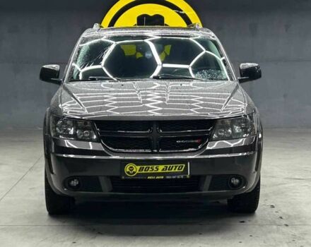 Серый Додж Джорни, объемом двигателя 2.4 л и пробегом 248 тыс. км за 10500 $, фото 1 на Automoto.ua