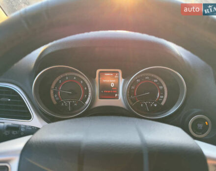 Серый Додж Джорни, объемом двигателя 2.36 л и пробегом 193 тыс. км за 10100 $, фото 21 на Automoto.ua