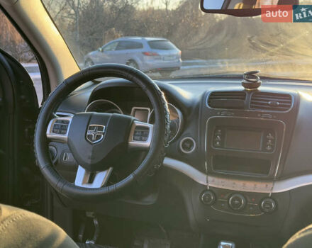 Серый Додж Джорни, объемом двигателя 2.36 л и пробегом 193 тыс. км за 10100 $, фото 16 на Automoto.ua