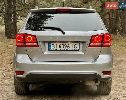 Сірий Додж Джорні, об'ємом двигуна 2.36 л та пробігом 251 тис. км за 10500 $, фото 7 на Automoto.ua