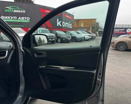 Серый Додж Джорни, объемом двигателя 2.36 л и пробегом 266 тыс. км за 9599 $, фото 1 на Automoto.ua