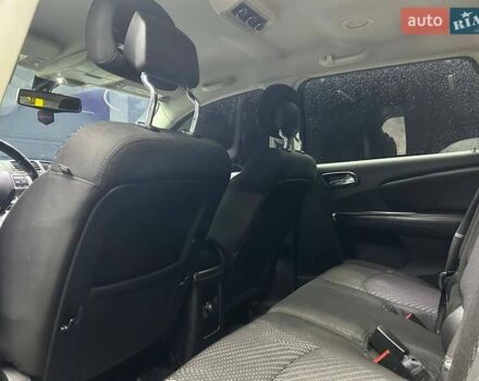 Сірий Додж Джорні, об'ємом двигуна 2.36 л та пробігом 248 тис. км за 10500 $, фото 18 на Automoto.ua