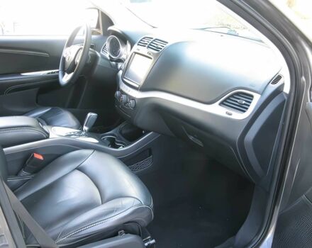 Серый Додж Джорни, объемом двигателя 3.6 л и пробегом 88 тыс. км за 8000 $, фото 11 на Automoto.ua