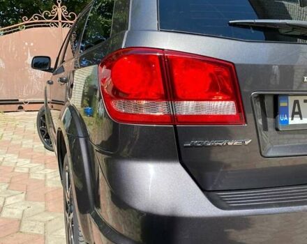 Сірий Додж Джорні, об'ємом двигуна 2.36 л та пробігом 248 тис. км за 9900 $, фото 4 на Automoto.ua