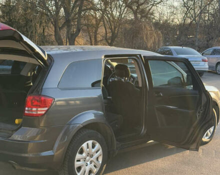 Серый Додж Джорни, объемом двигателя 2.36 л и пробегом 193 тыс. км за 10100 $, фото 6 на Automoto.ua