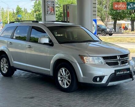 Серый Додж Джорни, объемом двигателя 3.61 л и пробегом 191 тыс. км за 10699 $, фото 2 на Automoto.ua