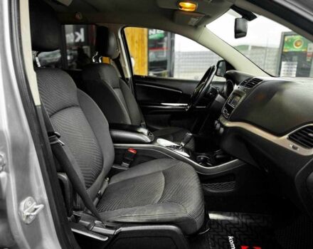 Серый Додж Джорни, объемом двигателя 2.36 л и пробегом 266 тыс. км за 9599 $, фото 12 на Automoto.ua