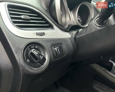 Сірий Додж Джорні, об'ємом двигуна 2.36 л та пробігом 248 тис. км за 10500 $, фото 23 на Automoto.ua