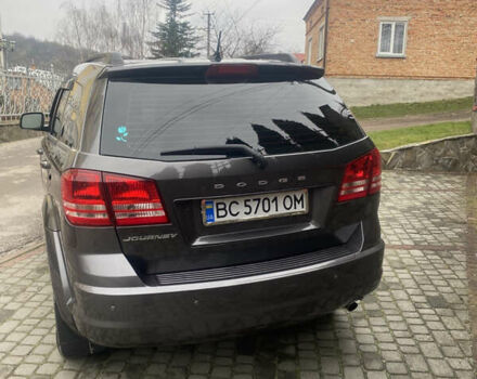 Серый Додж Джорни, объемом двигателя 2.36 л и пробегом 240 тыс. км за 9999 $, фото 3 на Automoto.ua