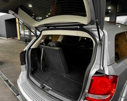 Серый Додж Джорни, объемом двигателя 2.36 л и пробегом 266 тыс. км за 9599 $, фото 21 на Automoto.ua