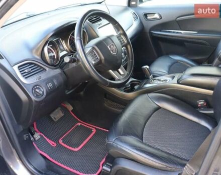 Серый Додж Джорни, объемом двигателя 3.6 л и пробегом 186 тыс. км за 12300 $, фото 7 на Automoto.ua