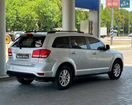 Серый Додж Джорни, объемом двигателя 3.61 л и пробегом 191 тыс. км за 10699 $, фото 5 на Automoto.ua