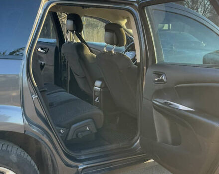 Серый Додж Джорни, объемом двигателя 2.36 л и пробегом 193 тыс. км за 10100 $, фото 7 на Automoto.ua