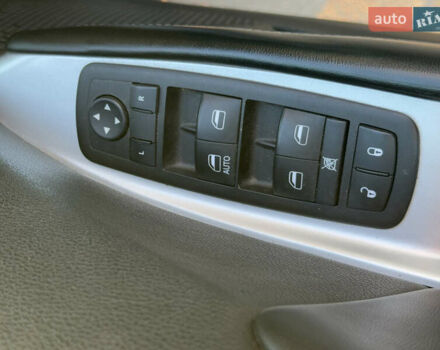 Серый Додж Джорни, объемом двигателя 2.36 л и пробегом 193 тыс. км за 10100 $, фото 19 на Automoto.ua