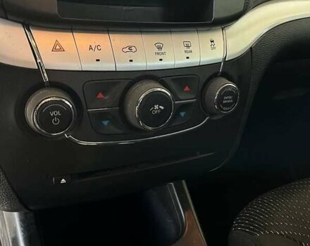 Серый Додж Джорни, объемом двигателя 3.61 л и пробегом 191 тыс. км за 10699 $, фото 8 на Automoto.ua