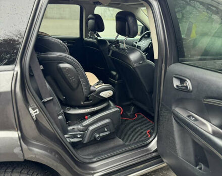 Серый Додж Джорни, объемом двигателя 3.6 л и пробегом 187 тыс. км за 12200 $, фото 11 на Automoto.ua