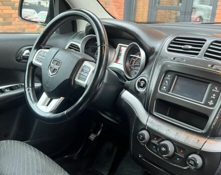 Серый Додж Джорни, объемом двигателя 2.4 л и пробегом 180 тыс. км за 8800 $, фото 11 на Automoto.ua