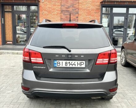 Серый Додж Джорни, объемом двигателя 2.4 л и пробегом 180 тыс. км за 8800 $, фото 6 на Automoto.ua