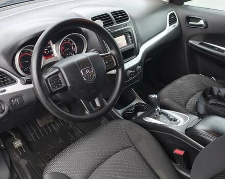 Серый Додж Джорни, объемом двигателя 2.36 л и пробегом 134 тыс. км за 10600 $, фото 3 на Automoto.ua