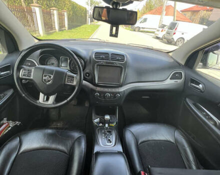 Серый Додж Джорни, объемом двигателя 3.6 л и пробегом 145 тыс. км за 13300 $, фото 5 на Automoto.ua