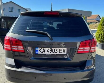 Серый Додж Джорни, объемом двигателя 2.36 л и пробегом 200 тыс. км за 13000 $, фото 3 на Automoto.ua