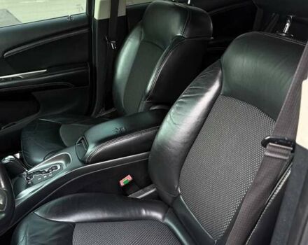 Додж Джорни 2015 в Киеве на Automoto.ua Серый Додж Джорни, объемом двигателя 3.6 л и пробегом 197 тыс. км за 13400 $, фото 13 на Automoto.ua