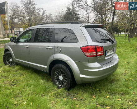 Серый Додж Джорни, объемом двигателя 2.36 л и пробегом 118 тыс. км за 11500 $, фото 5 на Automoto.ua