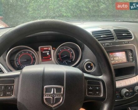 Серый Додж Джорни, объемом двигателя 2.4 л и пробегом 122 тыс. км за 12300 $, фото 2 на Automoto.ua