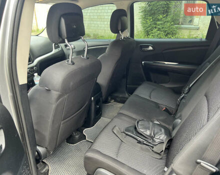 Серый Додж Джорни, объемом двигателя 2.36 л и пробегом 210 тыс. км за 9100 $, фото 15 на Automoto.ua