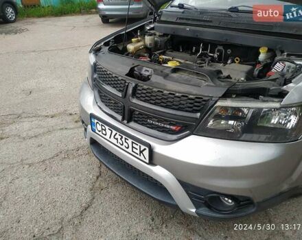 Сірий Додж Джорні, об'ємом двигуна 2.36 л та пробігом 160 тис. км за 12800 $, фото 8 на Automoto.ua