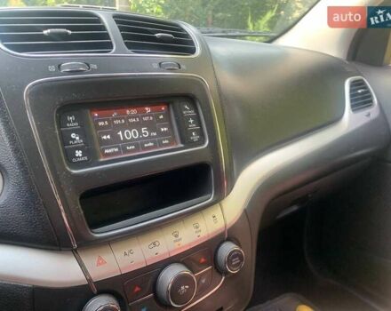 Серый Додж Джорни, объемом двигателя 2.4 л и пробегом 122 тыс. км за 12300 $, фото 10 на Automoto.ua