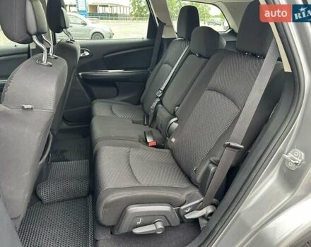 Серый Додж Джорни, объемом двигателя 2.36 л и пробегом 144 тыс. км за 9700 $, фото 13 на Automoto.ua