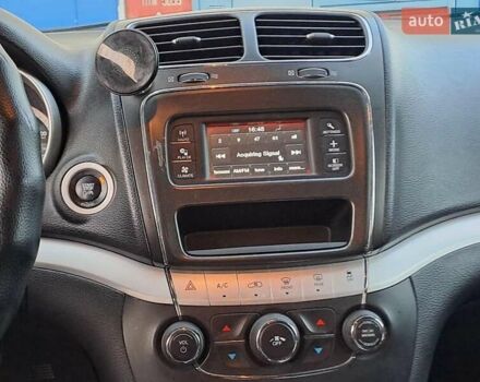 Серый Додж Джорни, объемом двигателя 2.4 л и пробегом 118 тыс. км за 11940 $, фото 12 на Automoto.ua