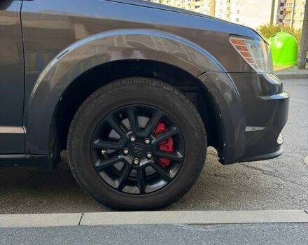 Серый Додж Джорни, объемом двигателя 2.36 л и пробегом 200 тыс. км за 13000 $, фото 31 на Automoto.ua