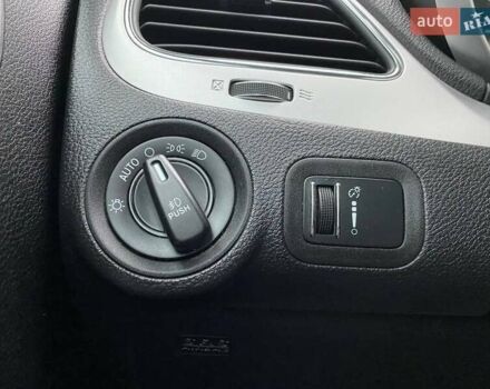 Серый Додж Джорни, объемом двигателя 3.6 л и пробегом 130 тыс. км за 12900 $, фото 13 на Automoto.ua