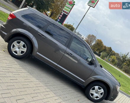 Сірий Додж Джорні, об'ємом двигуна 2.36 л та пробігом 204 тис. км за 7999 $, фото 4 на Automoto.ua