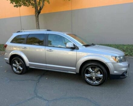 Серый Додж Джорни, объемом двигателя 3.6 л и пробегом 70 тыс. км за 2000 $, фото 8 на Automoto.ua