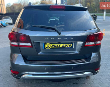 Серый Додж Джорни, объемом двигателя 2.36 л и пробегом 171 тыс. км за 12800 $, фото 4 на Automoto.ua