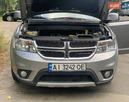 Серый Додж Джорни, объемом двигателя 2.4 л и пробегом 122 тыс. км за 12300 $, фото 4 на Automoto.ua