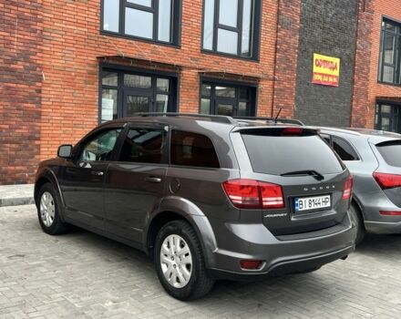 Серый Додж Джорни, объемом двигателя 2.4 л и пробегом 180 тыс. км за 8800 $, фото 1 на Automoto.ua