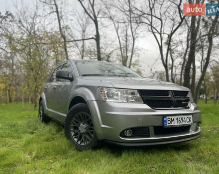 Серый Додж Джорни, объемом двигателя 2.36 л и пробегом 118 тыс. км за 11500 $, фото 1 на Automoto.ua