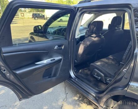 Сірий Додж Джорні, об'ємом двигуна 2.4 л та пробігом 270 тис. км за 8900 $, фото 6 на Automoto.ua