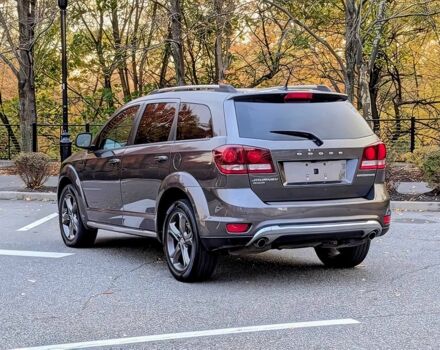 Серый Додж Джорни, объемом двигателя 3.6 л и пробегом 70 тыс. км за 5500 $, фото 6 на Automoto.ua