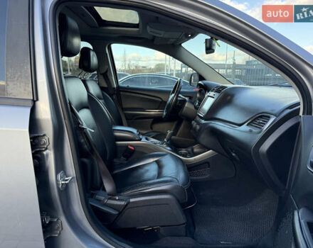 Сірий Додж Джорні, об'ємом двигуна 3.61 л та пробігом 196 тис. км за 14000 $, фото 15 на Automoto.ua