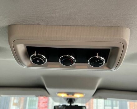 Серый Додж Джорни, объемом двигателя 2.4 л и пробегом 180 тыс. км за 8800 $, фото 13 на Automoto.ua