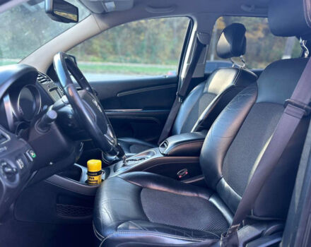 Серый Додж Джорни, объемом двигателя 2.4 л и пробегом 171 тыс. км за 12800 $, фото 7 на Automoto.ua